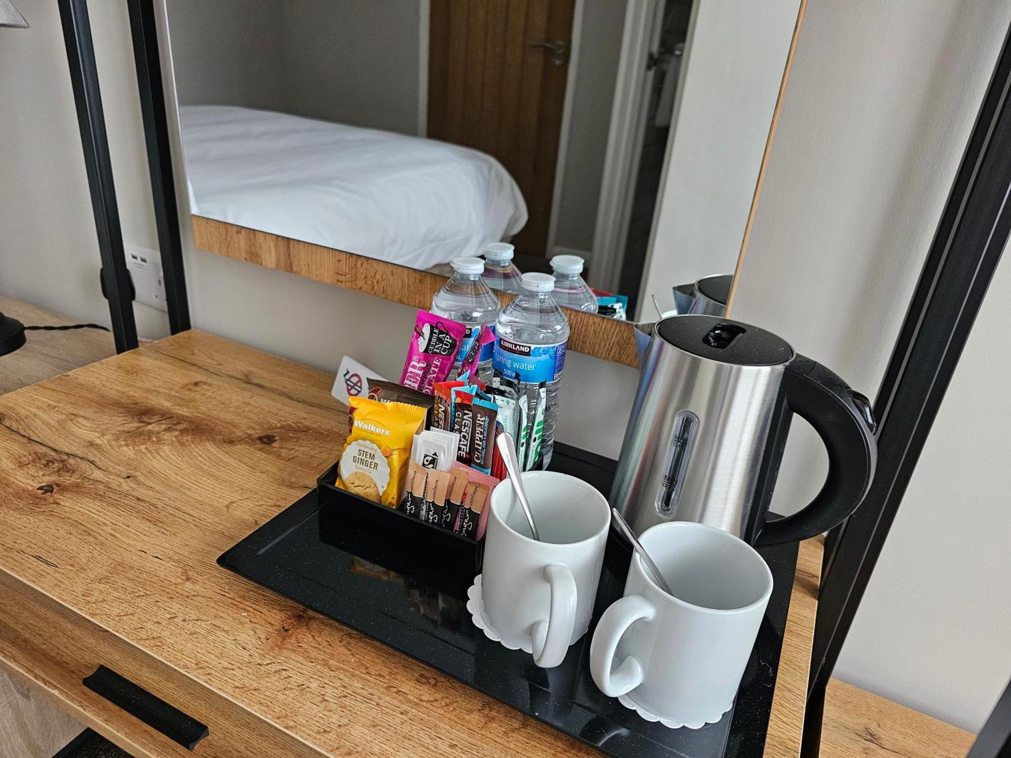The Ivernia Hotel Skegness Exteriör bild