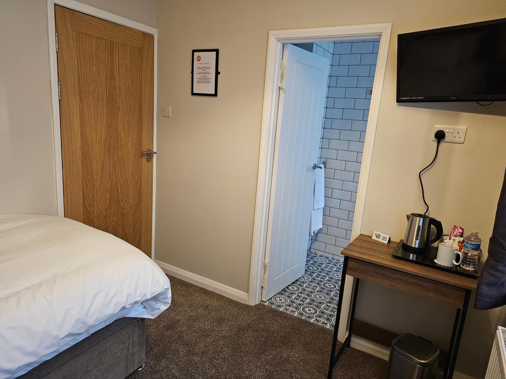 The Ivernia Hotel Skegness Exteriör bild