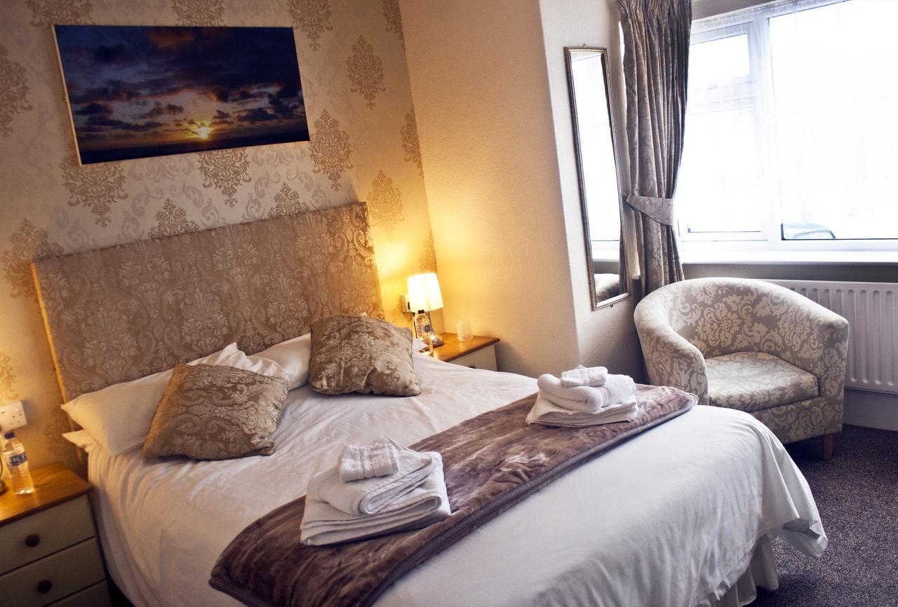 The Ivernia Hotel Skegness Exteriör bild